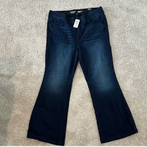 NWT Torrid size 22R bombshell flare super soft high rise jean, dark moon